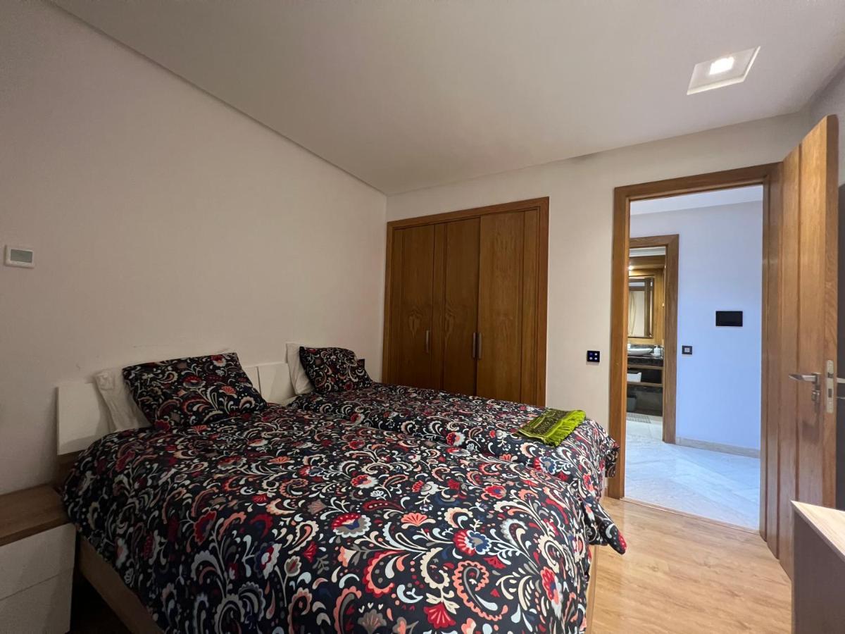 Luxury Apart 2 Ch -Casa Finance City Casablanca Esterno foto